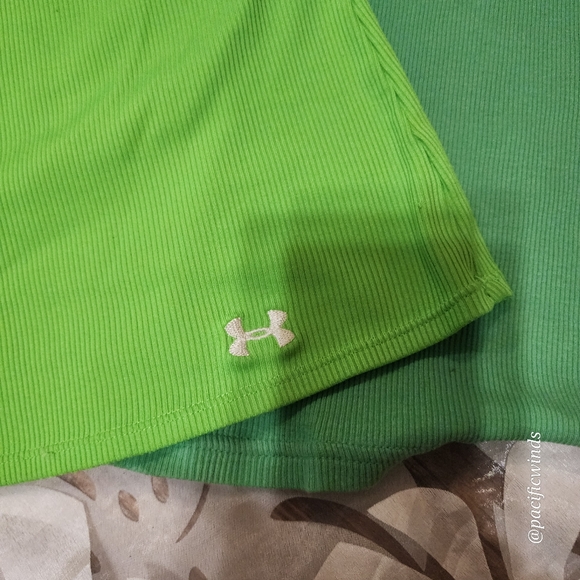 UNDER ARMOUR & OLD NAVY GREEN TANK TOPS SIZE XS/SMALL - Picture 6 of 7